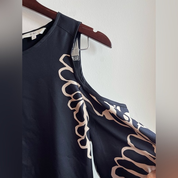 Tibi Orla Bloom Cold-shoulder Silk Midi Dress - Picture 7 of 14